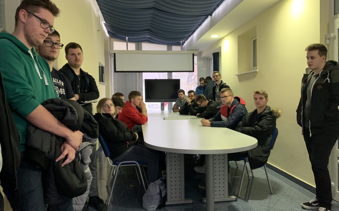 IZOBRAŽEVANJU NA TERENU PRI PREDMETU PKV